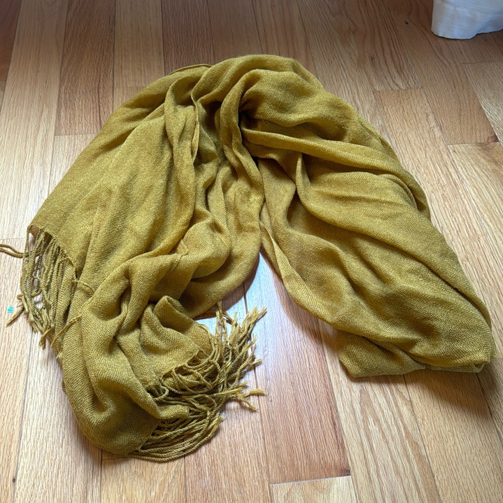 Yellow scarf